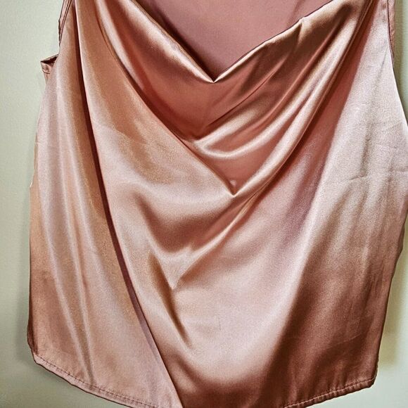 EUC NASTY GAL COLLECTION PINK SILKY FEEL COWL NECK TANK TOP SIZE 8 - Picture 6 of 12